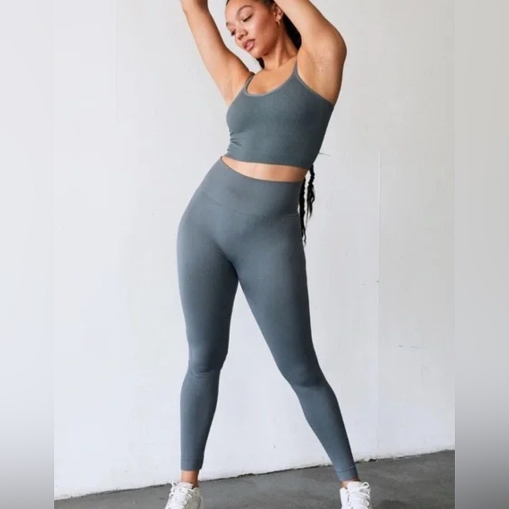 Set Active Sculptflex Legging in Slate